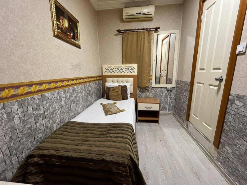 Vatan Hotel Izmir Exterior photo