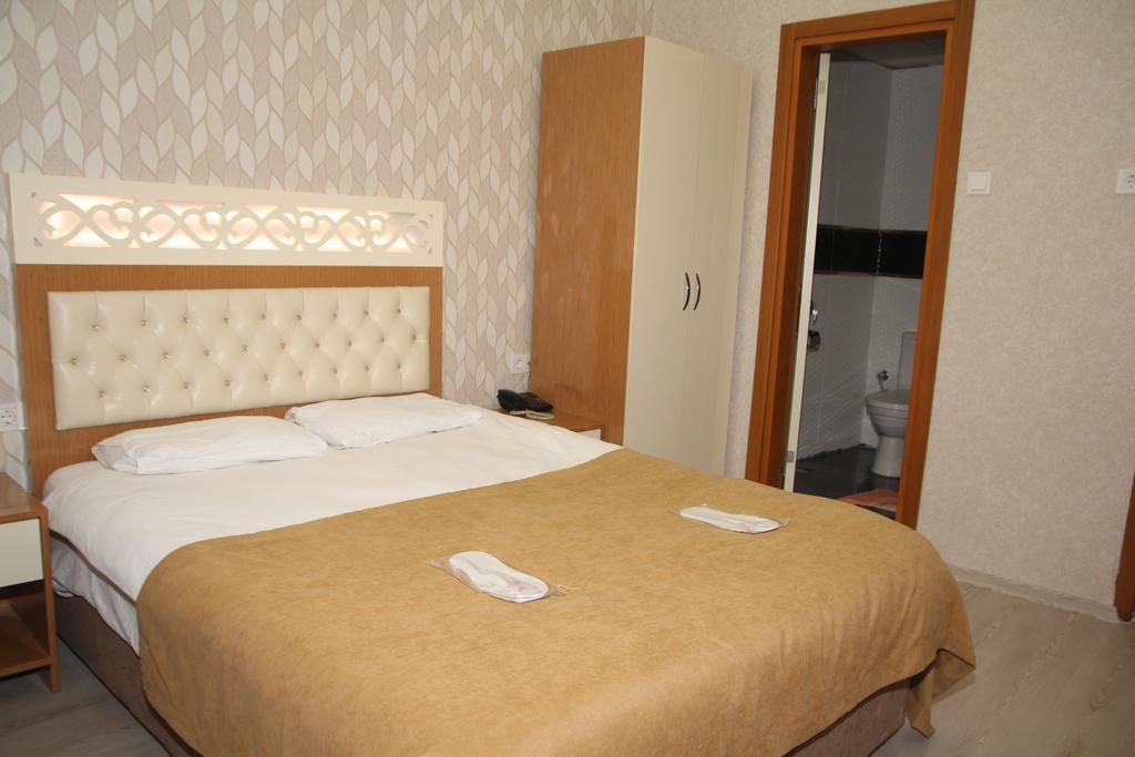 Vatan Hotel Izmir Exterior photo
