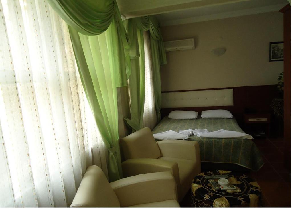 Vatan Hotel Izmir Exterior photo